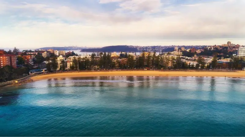 Catch the Wave! A Fun-filled Family Guide to Sydneys Northern Beaches