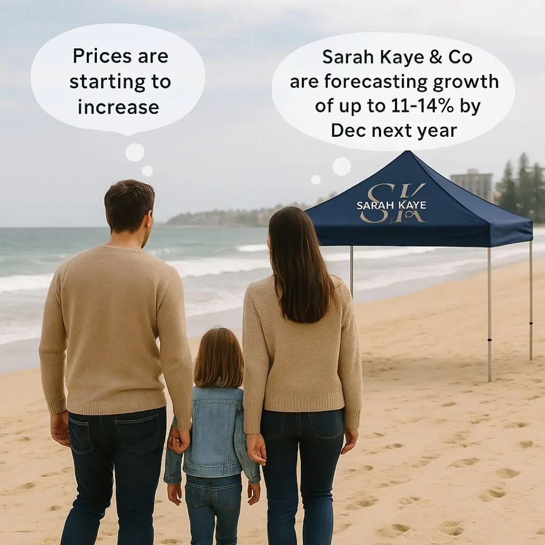 Northern Beaches Poperty Buyers walking alogn the beach Sarah Kaye & Co Buyers Agent Clients deciding on which property to purchase