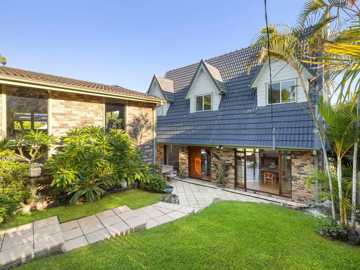 Family home and garden on Alleyne Avenue, North Narrabeen