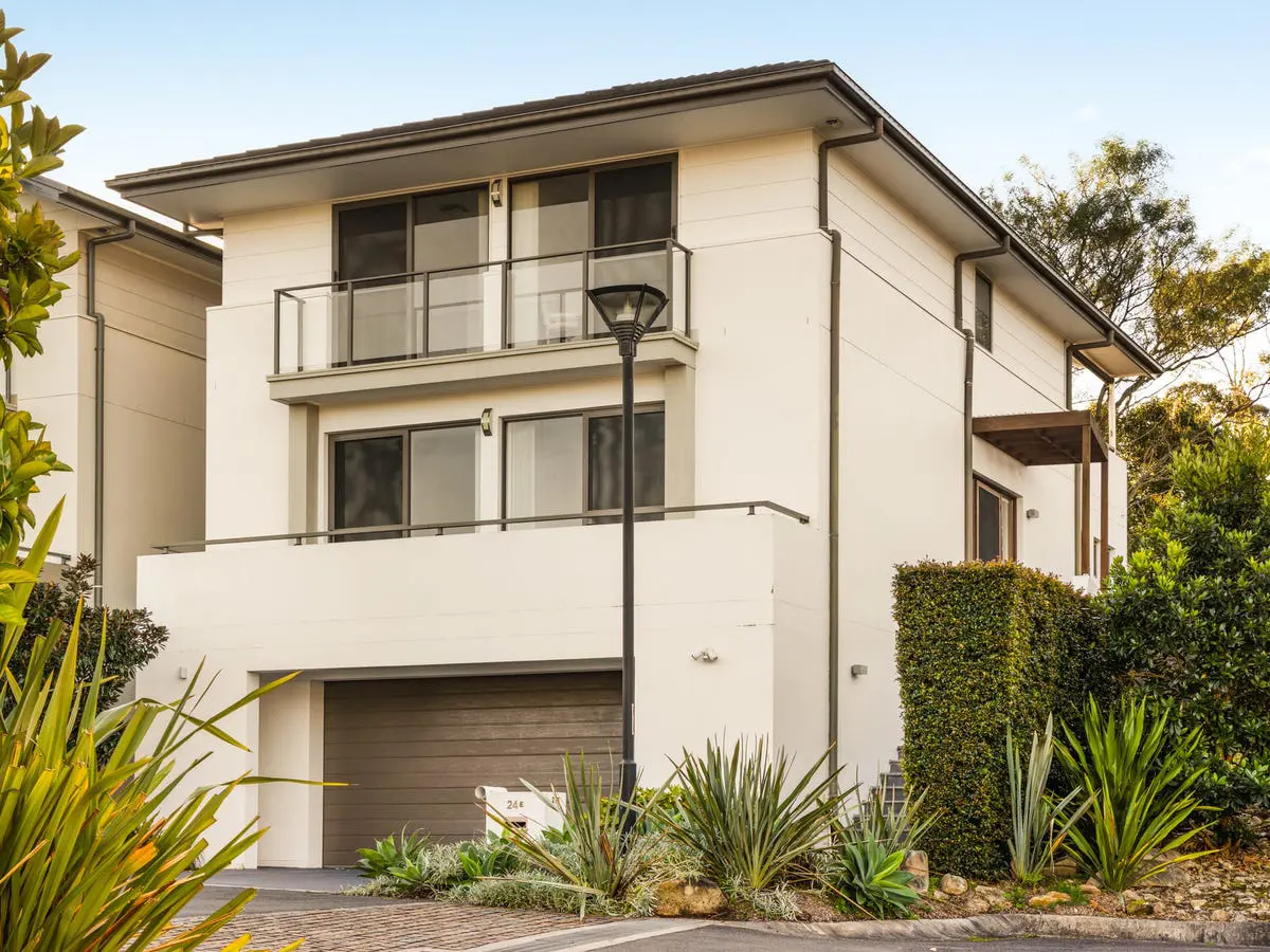 Three-level family home on Ralston Avenue, Belrose