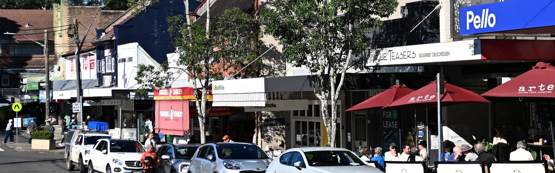 Cafes and shops in Wahroonga Village on Railway Avenue